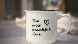 Design a Meaningful Housewarming Mug Without Design Skills: A 2026 Mockup Guide